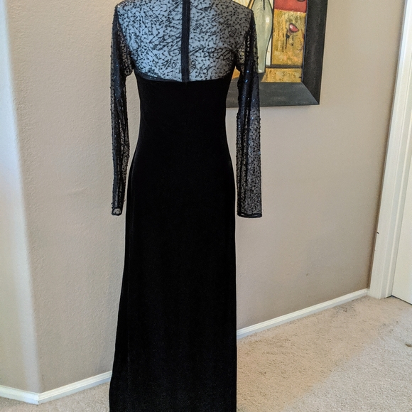 📸 JS Boutique Formal Dress - Picture 3 of 5